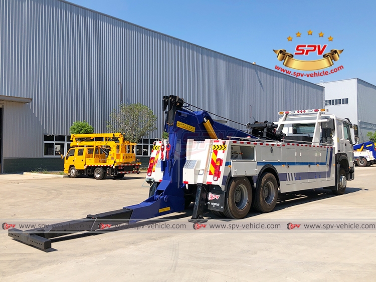 16 Tons Heavy Duty Wrecker Sinotruck - Operation 2